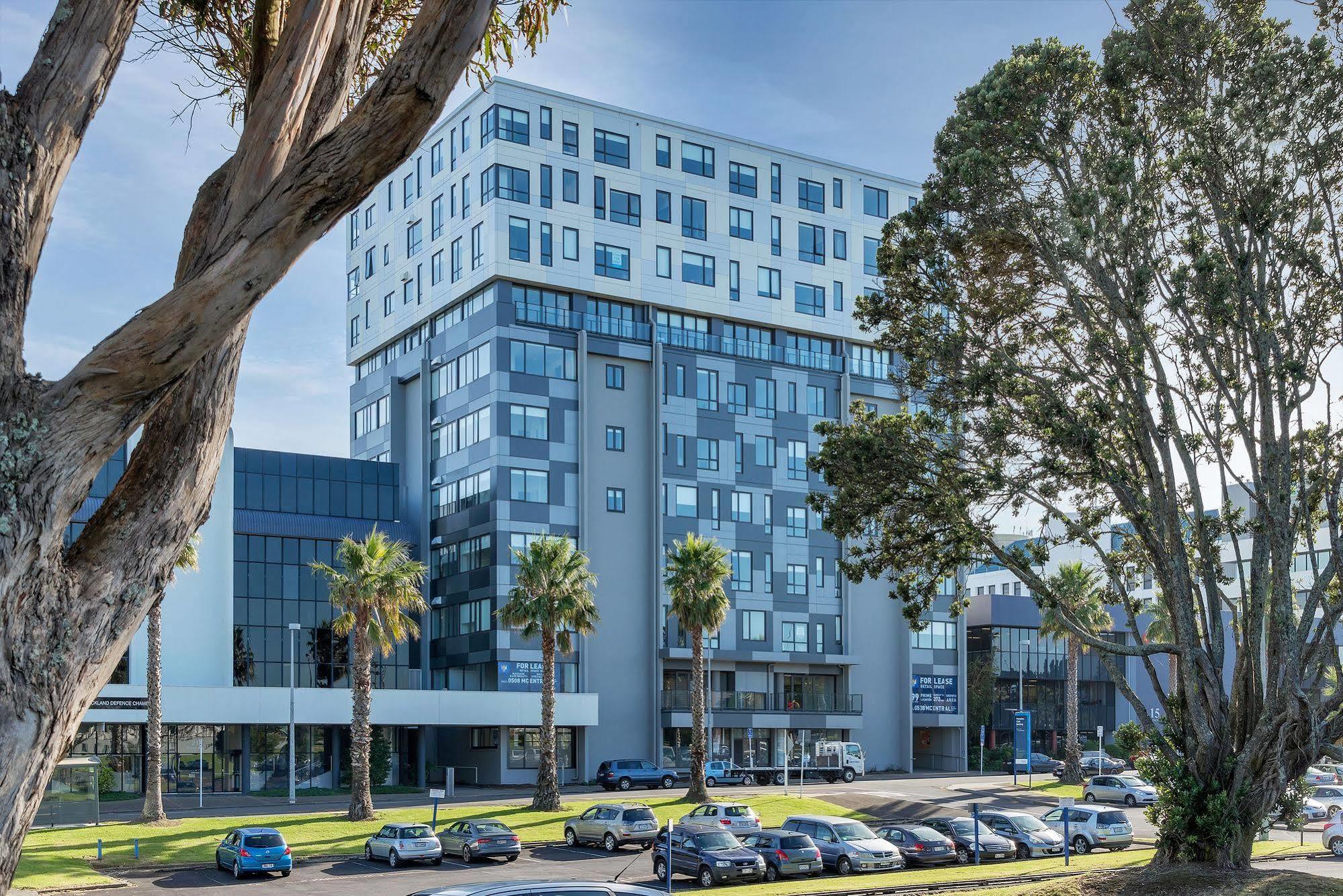 Mcentral Apartments Manukau Auckland Exterior photo